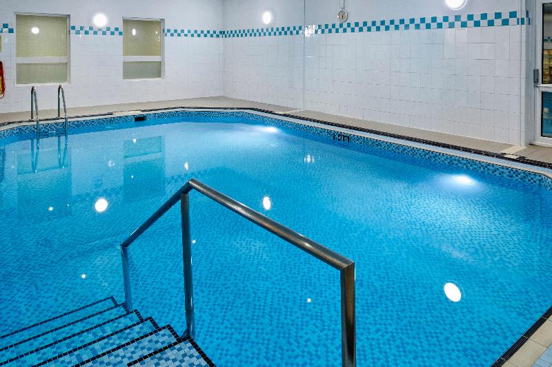 Holiday Inn Leeds Garforth - Havuz