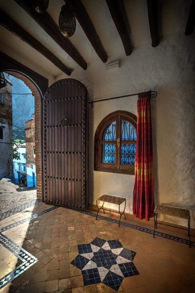 Riad Gharnata - Genel