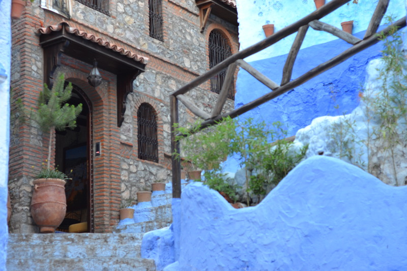 Riad Gharnata - Genel