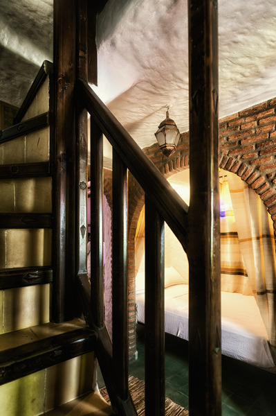 Riad Gharnata - Genel