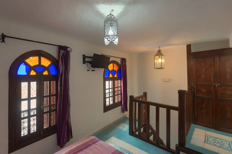 Riad Gharnata - Genel