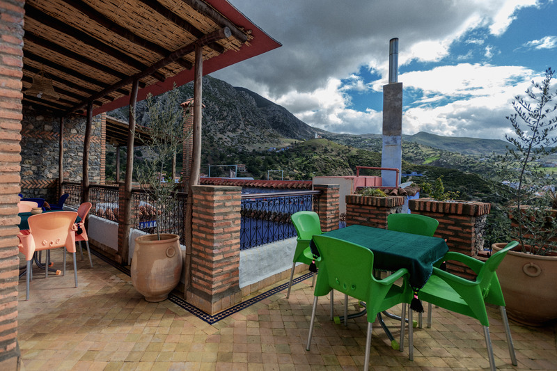 Riad Gharnata - Genel