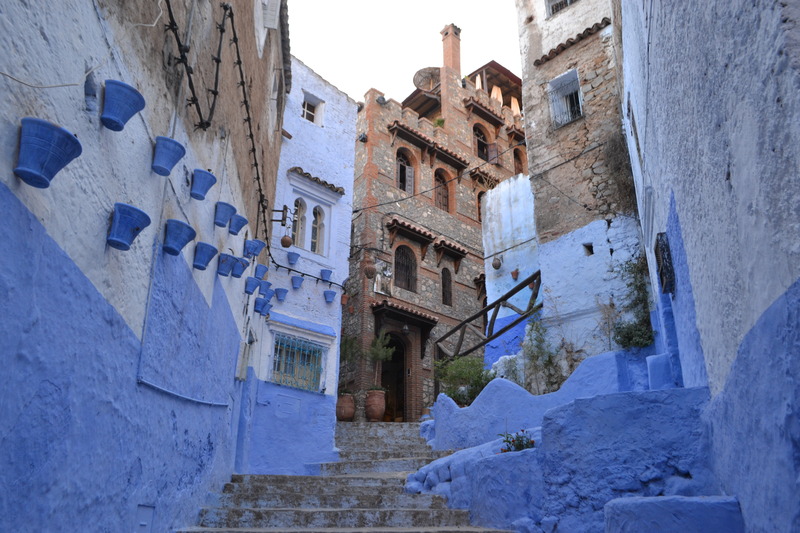 Riad Gharnata - Genel