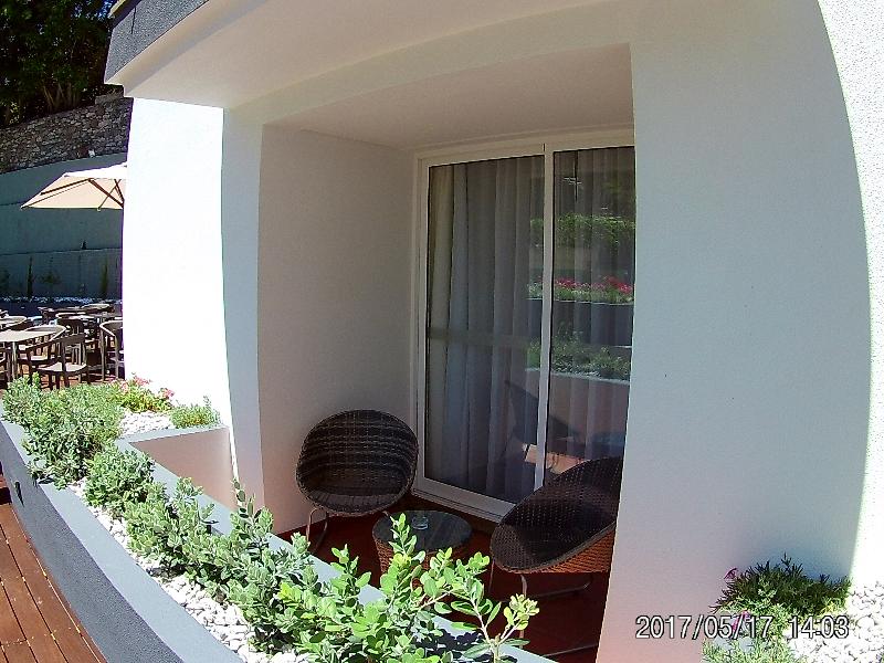 Santa Cruz Village Hotel - Genel