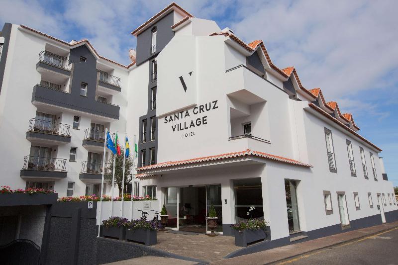 Santa Cruz Village Hotel - Genel