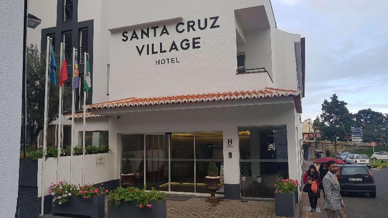 Santa Cruz Village Hotel - Genel
