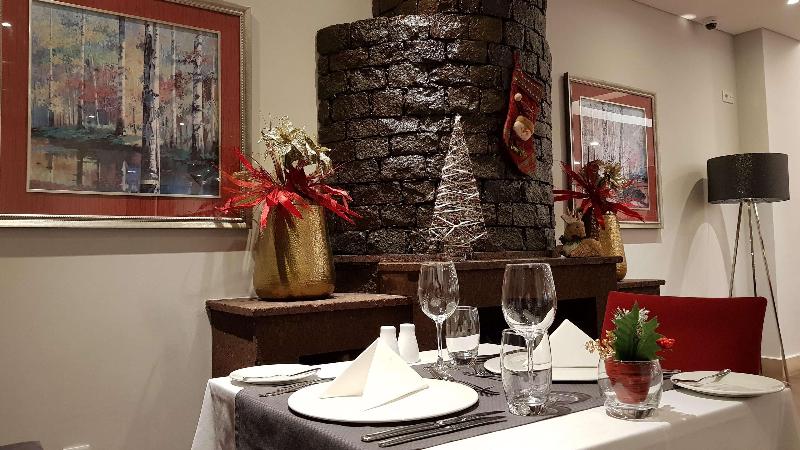 Santa Cruz Village Hotel - Restoran