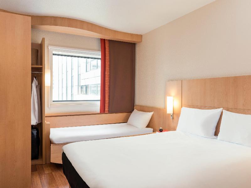 ibis Paris La Défense Centre - Genel