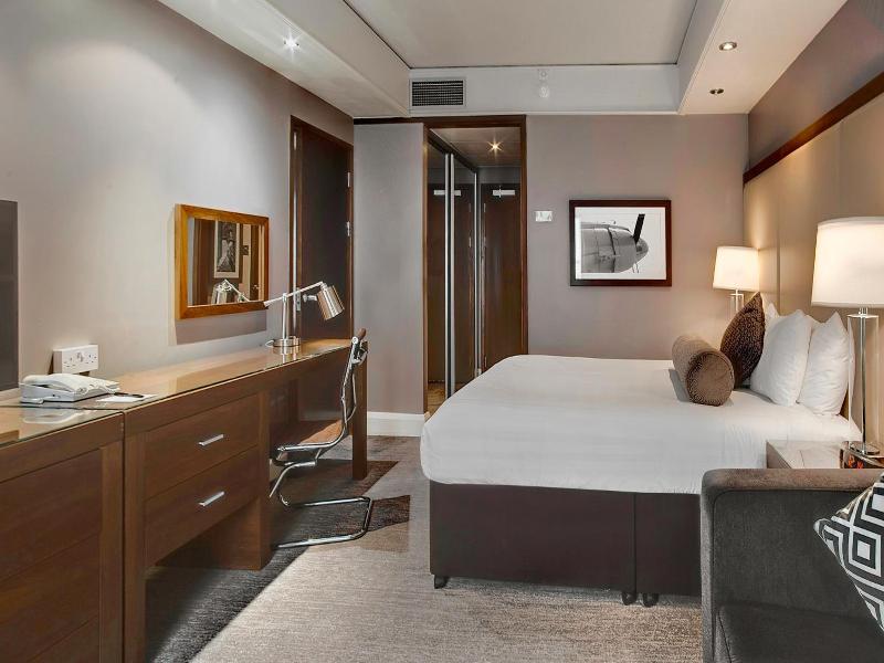 Sandman Signature London Gatwick - Genel