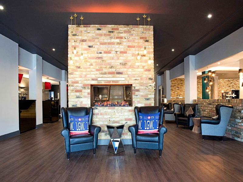 Sandman Signature London Gatwick - Genel