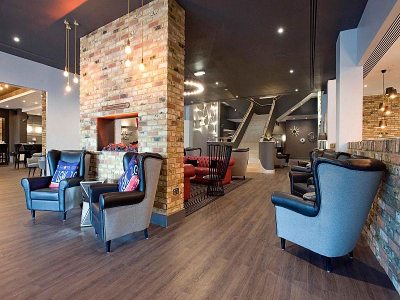 Sandman Signature London Gatwick - Genel