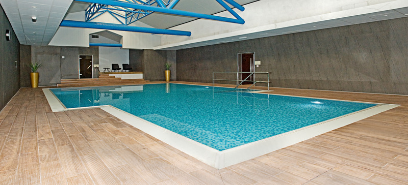 Sandman Signature London Gatwick - Havuz