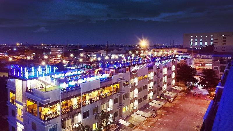 Suvarnabhumi Ville Airport Hotel - Havuz
