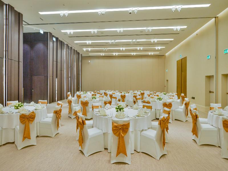 Al Zorah Beach Resort FZE - Toplantı