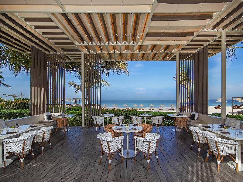 Al Zorah Beach Resort FZE - Restoran