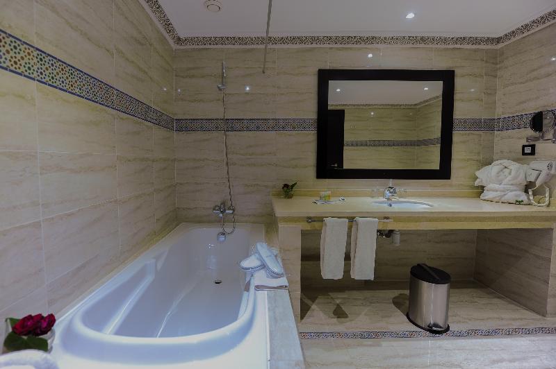 Riad Ennakhil Hotel & SPA - Oda