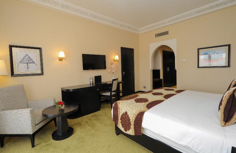Riad Ennakhil Hotel & SPA - Oda