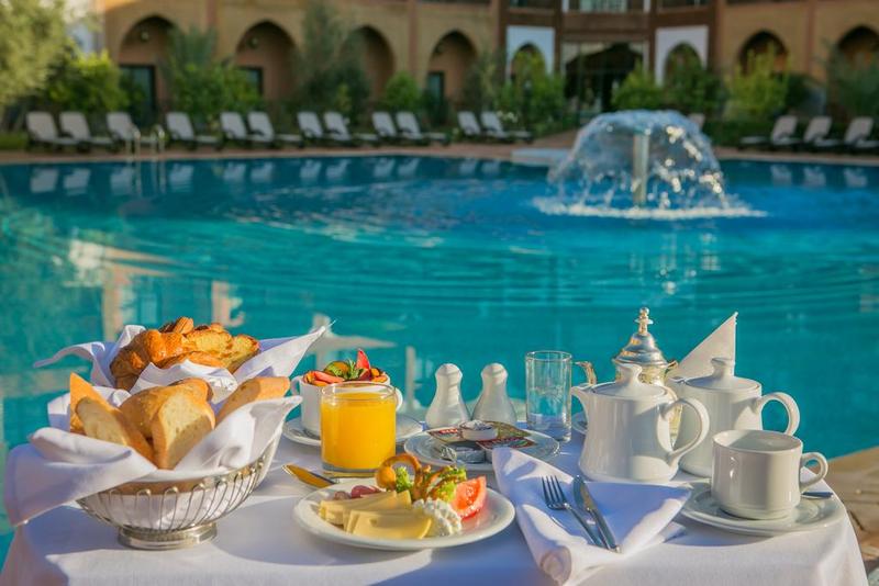 Riad Ennakhil Hotel & SPA - Havuz