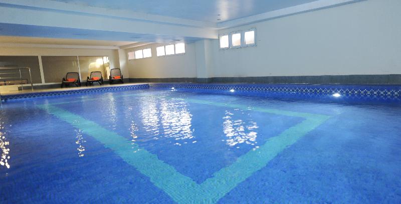 Riad Ennakhil Hotel & SPA - Havuz