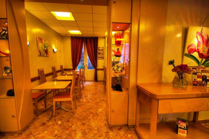 Des Trois Gares - Restoran