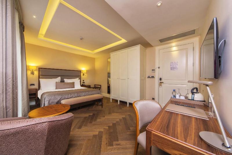 Morione Hotel - Teras