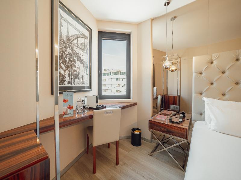 ABC Hotel Porto - Boavista - Oda