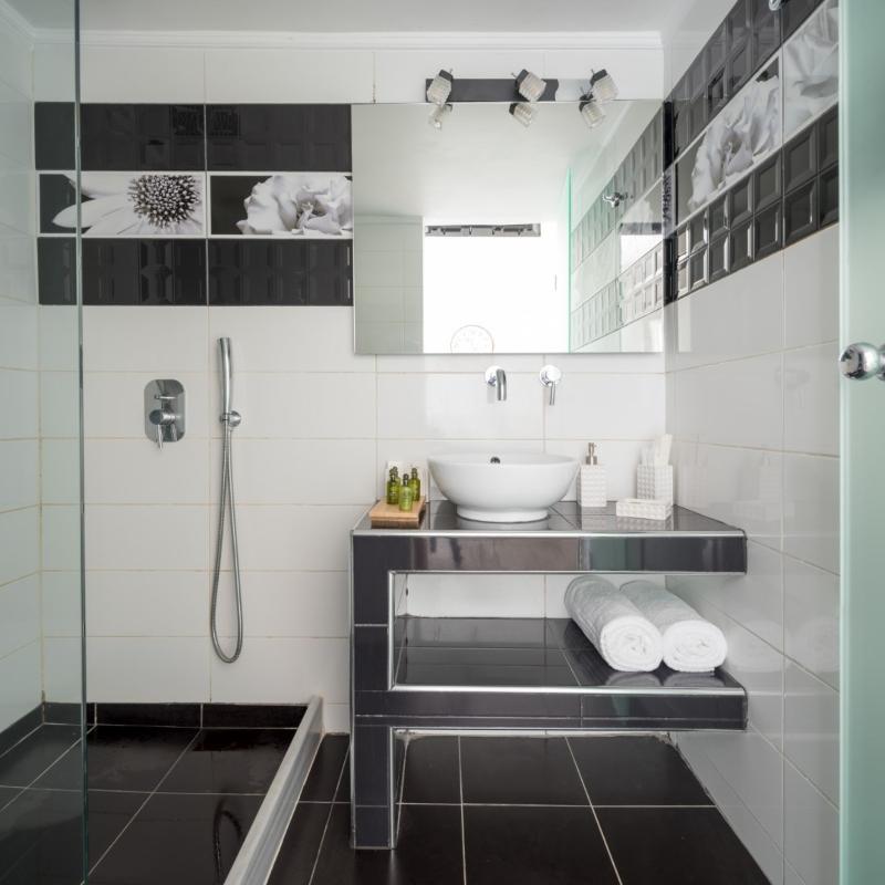 Oasis Suites Fira - Oda