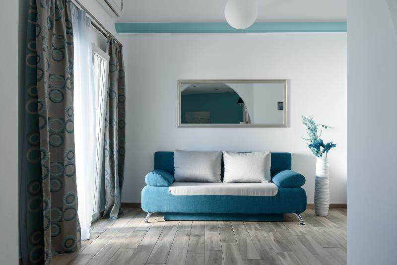Oasis Suites Fira - Oda
