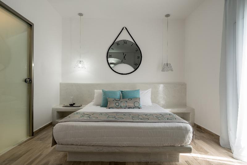 Oasis Suites Fira - Oda