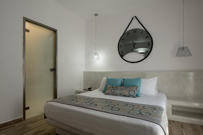 Oasis Suites Fira - Oda