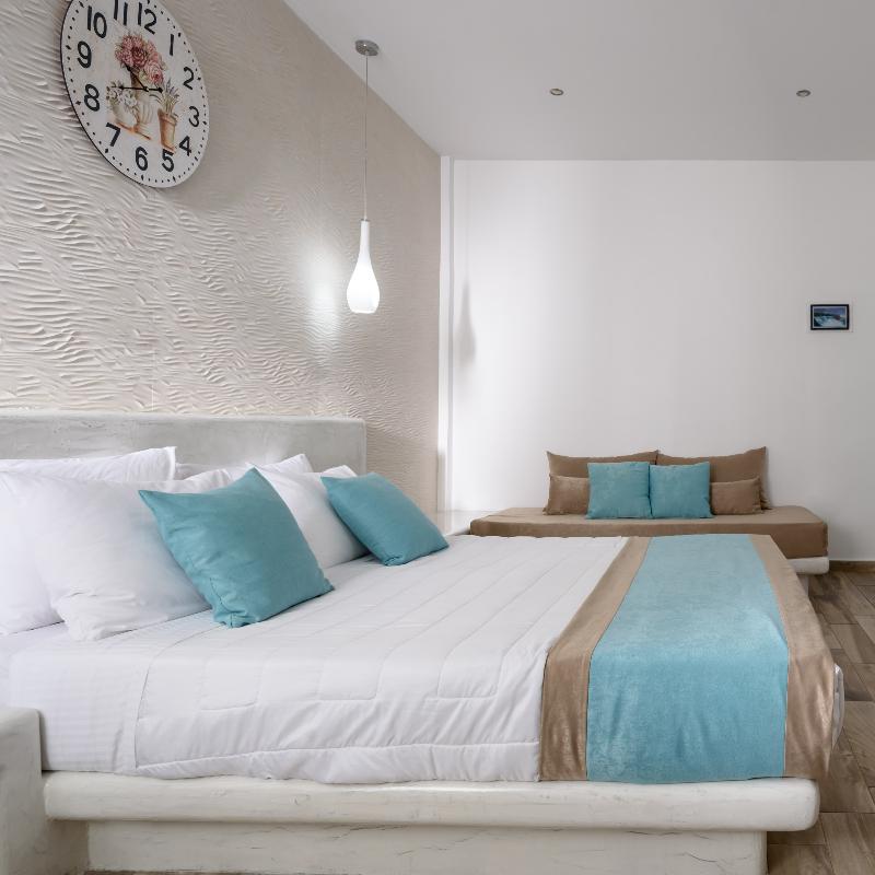 Oasis Suites Fira - Oda