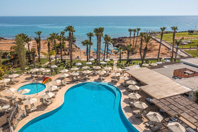 Louis Althea Beach - Genel