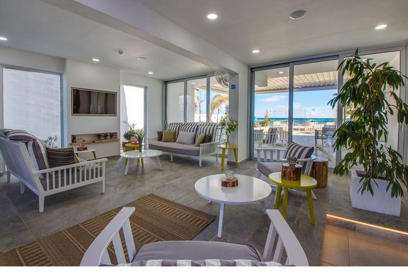 Island Boutique Hotel - Lobi