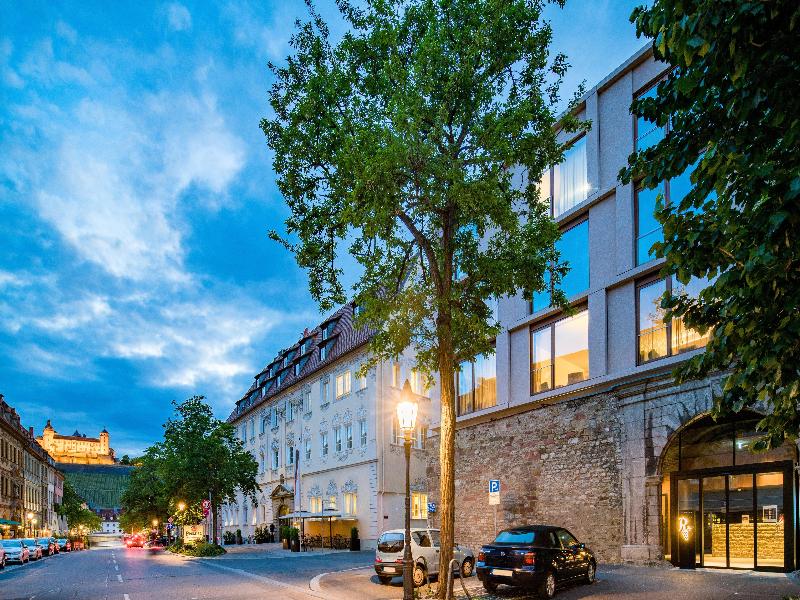 Best Western Premier Hotel Rebstock - Genel