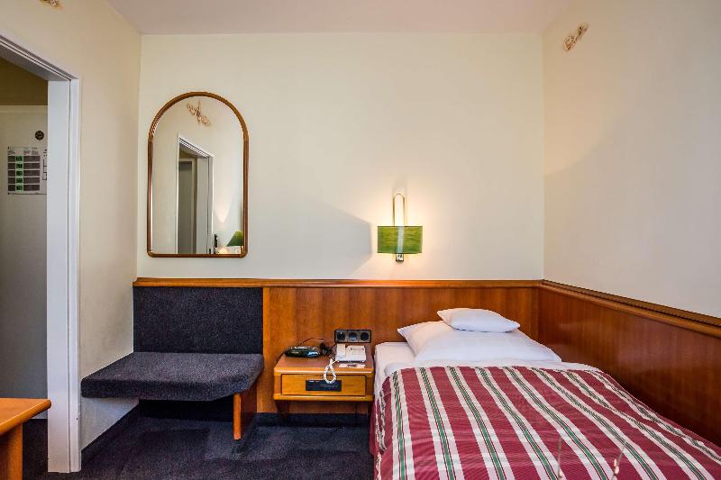 Best Western Premier Hotel Rebstock - Oda
