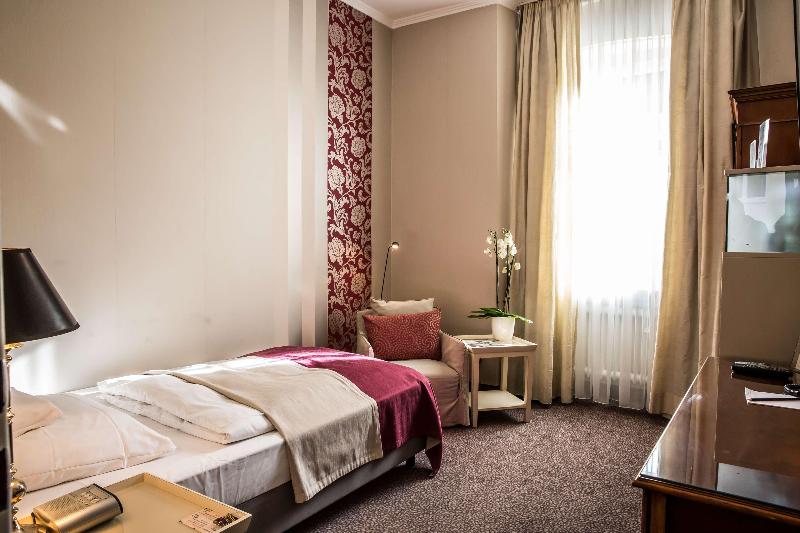 Best Western Premier Hotel Rebstock - Oda