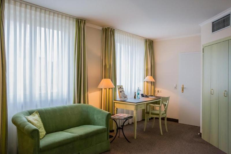 Best Western Premier Hotel Rebstock - Oda