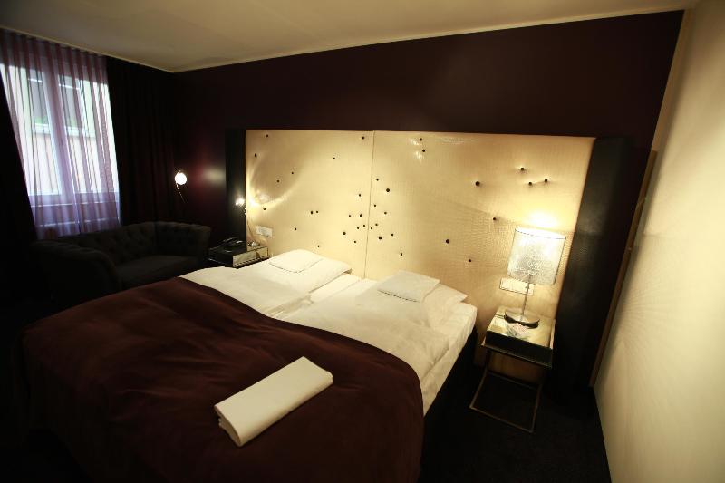 Best Western Premier Hotel Rebstock - Oda