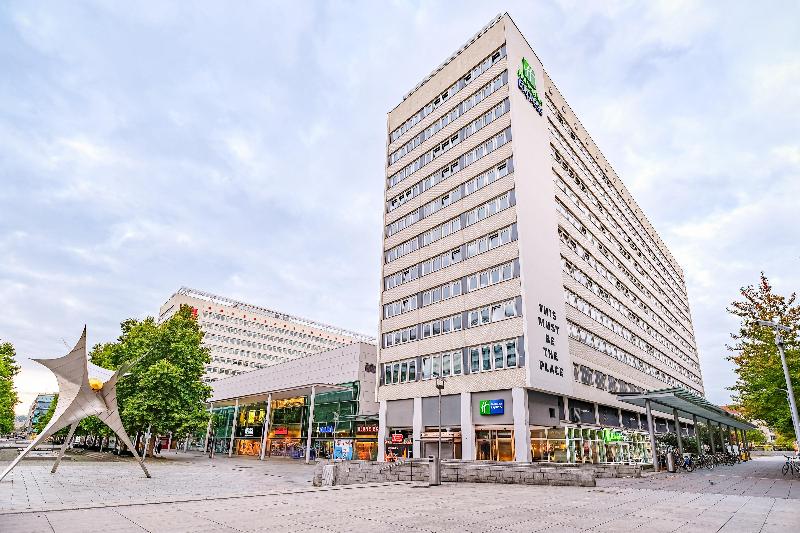 Holiday Inn Express Dresden Zentrum - Genel