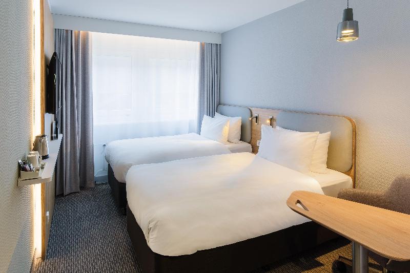 Holiday Inn Express Dresden Zentrum - Oda