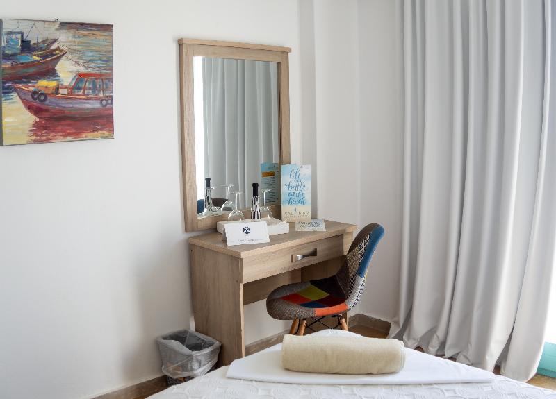 Amaryllis Beach Hotel - Oda