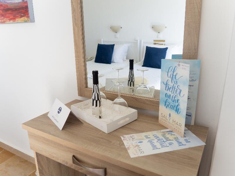 Amaryllis Beach Hotel - Oda