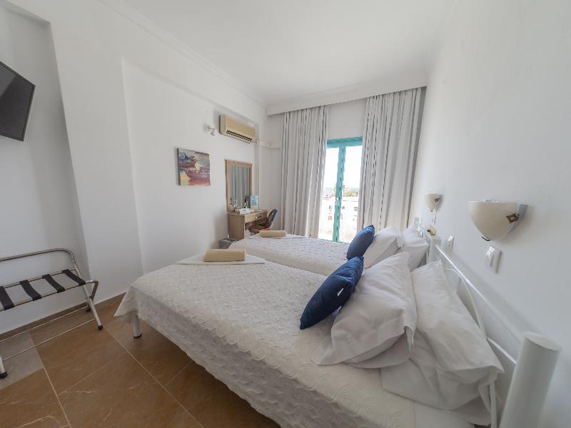 Amaryllis Beach Hotel - Oda