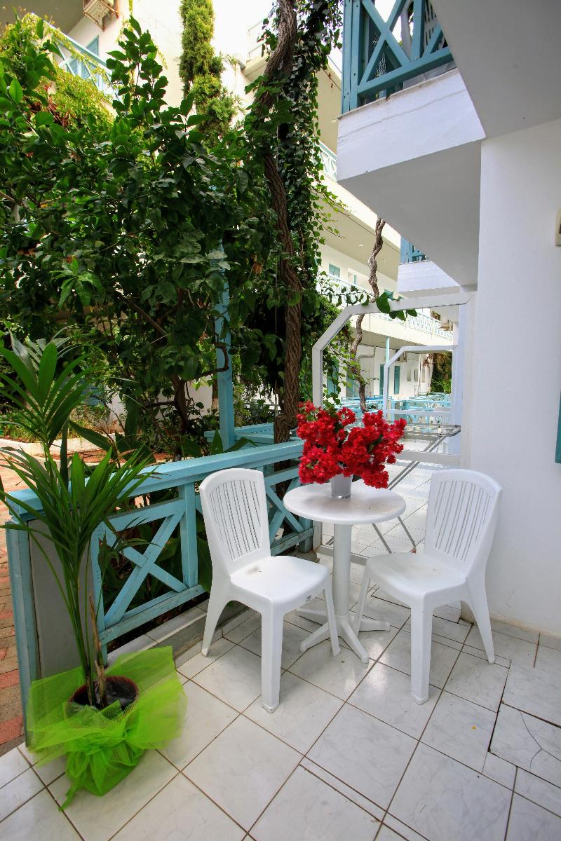 Anatoli Apartments - Oda