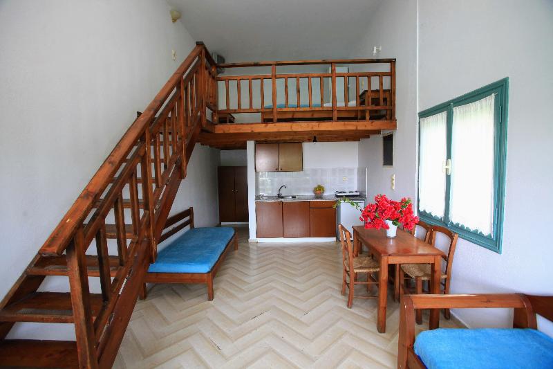 Anatoli Apartments - Oda