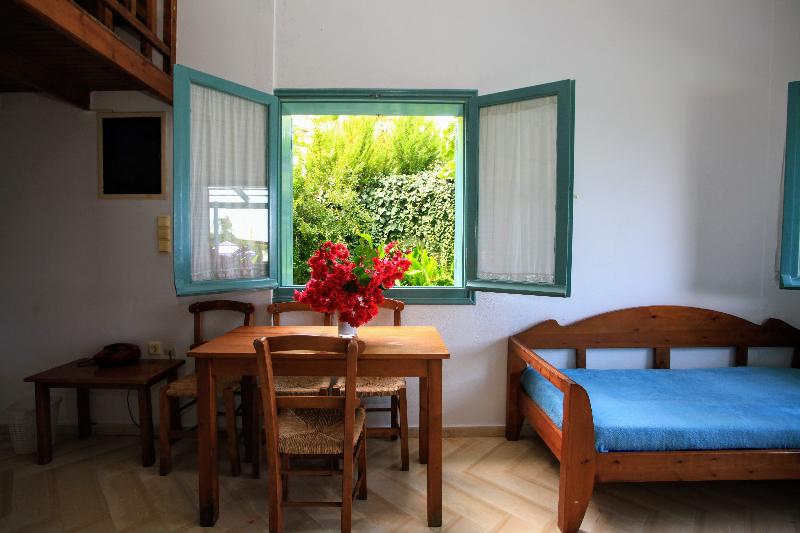 Anatoli Apartments - Oda