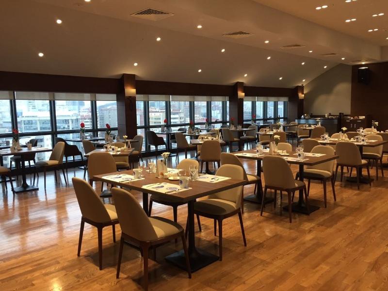 Radisson Blu Hotel Ankara Cankaya - Restoran