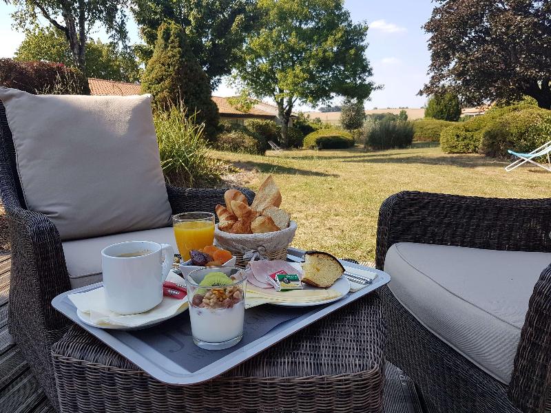 Kyriad Angouleme Nord Champniers - Restoran