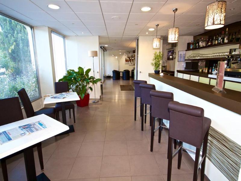 Kyriad Marseille Ouest Martigues - Bar