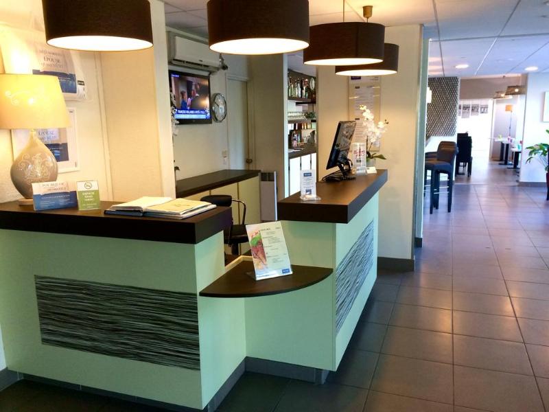 Kyriad Marseille Ouest Martigues - Lobi